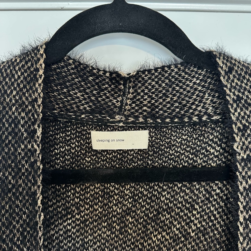 The Softest Women's Sleeping on Snow Metallic Shawl - Picture 2 of 11
